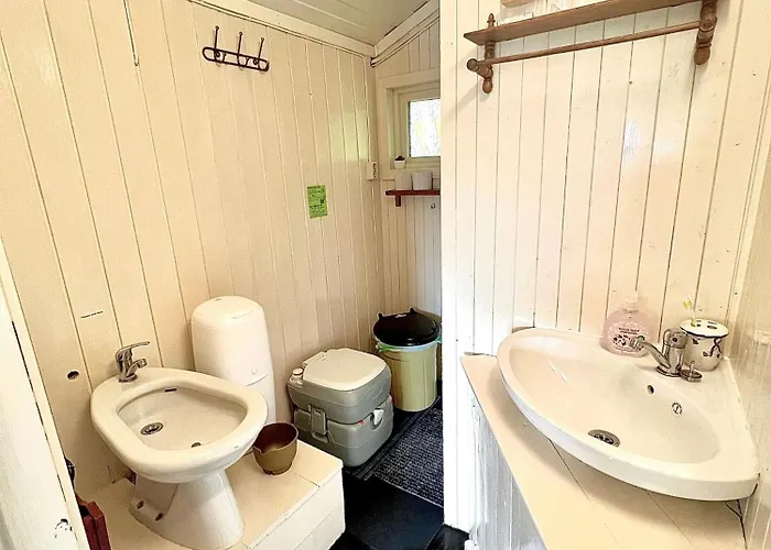 At Hestsjoen Badeplass